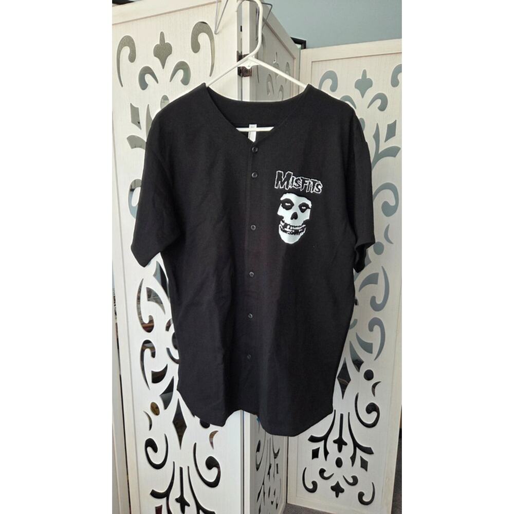 Misfits Punk Rock Baseball Jersey Shirt NWOT Mens Medium Black American Apparel